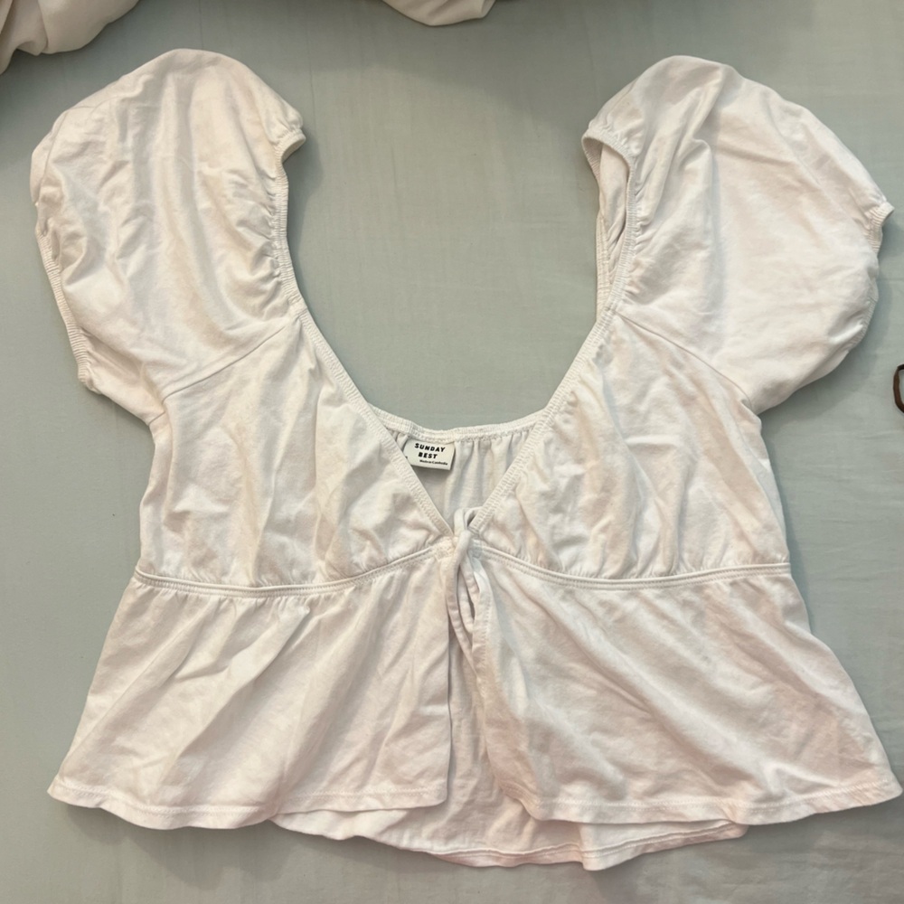 Aritzia Sunday Best Cropped Tie Front Blouse